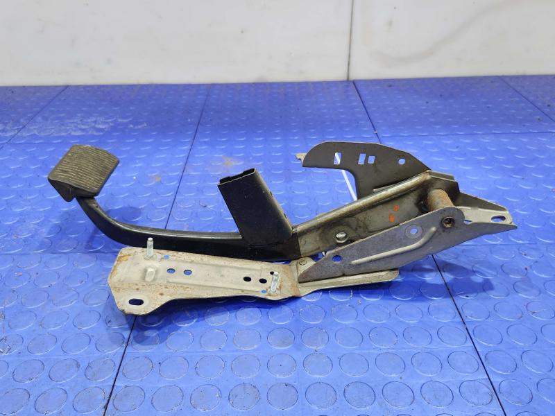 2017 Ford Focus Brake Pedal