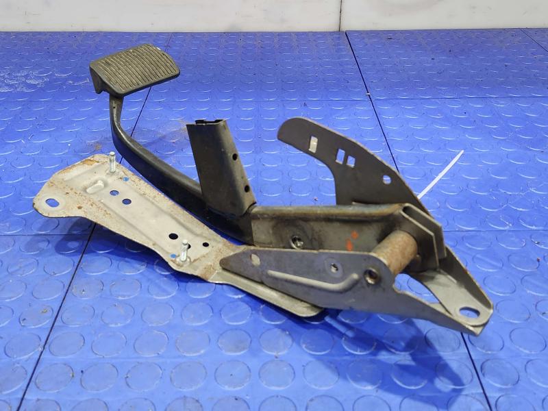 2017 Ford Focus Brake Pedal