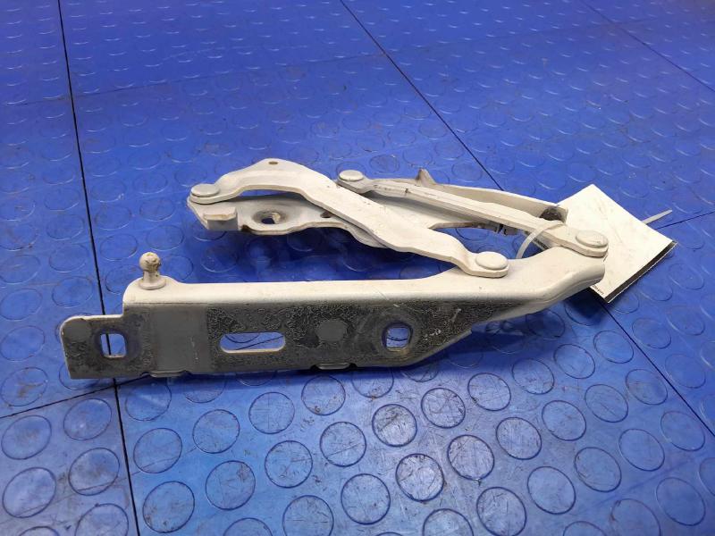 2018 Audi A4 Hood Hinge
