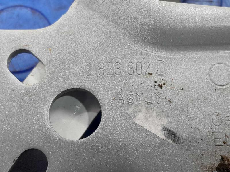 2018 Audi A4 Hood Hinge