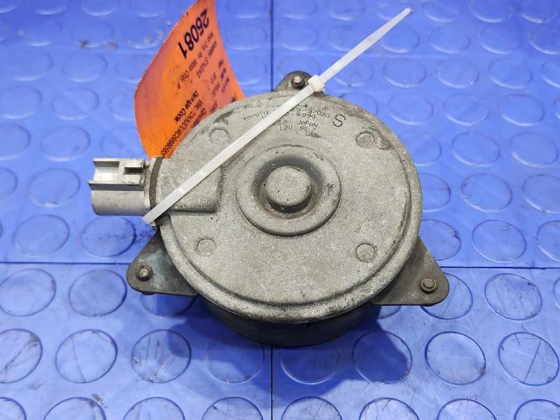 2010-2015 Toyota Prius Cooling Fan Motor Left Driver Side OEM 1636337020