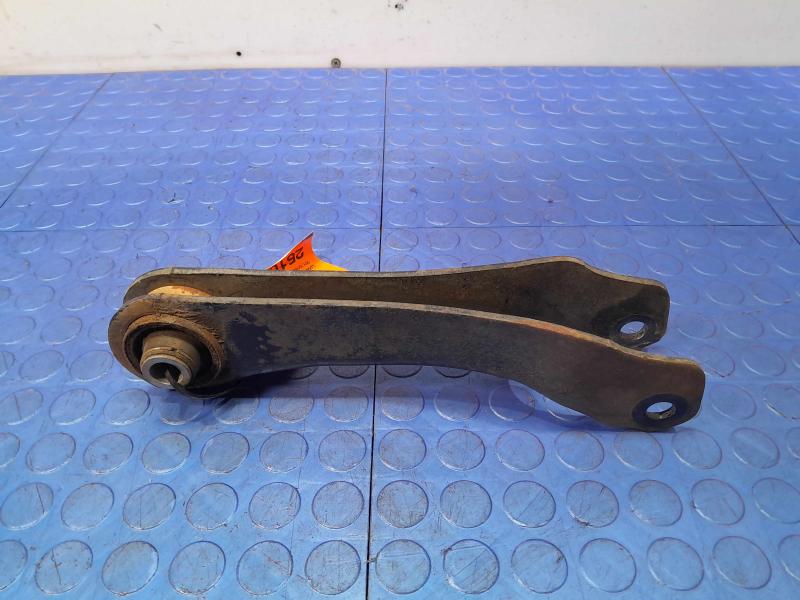 2015 Chrysler 200 Lower Control Arm Rr