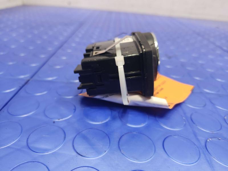 2015 Ford Transit Connect Headlight Switch (Dash Mtd)