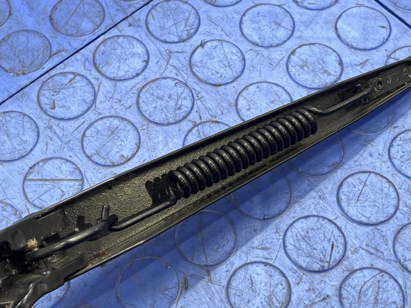 2016 MINI Cooper Wiper Arm