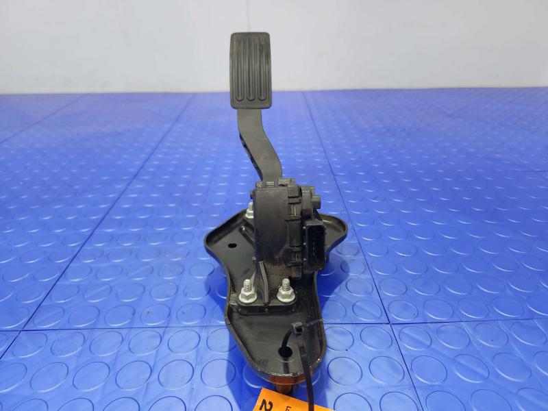 2011 Infiniti QX56 Pedal Assembly