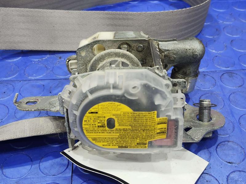 2010 Subaru Forester Front Seat Belt