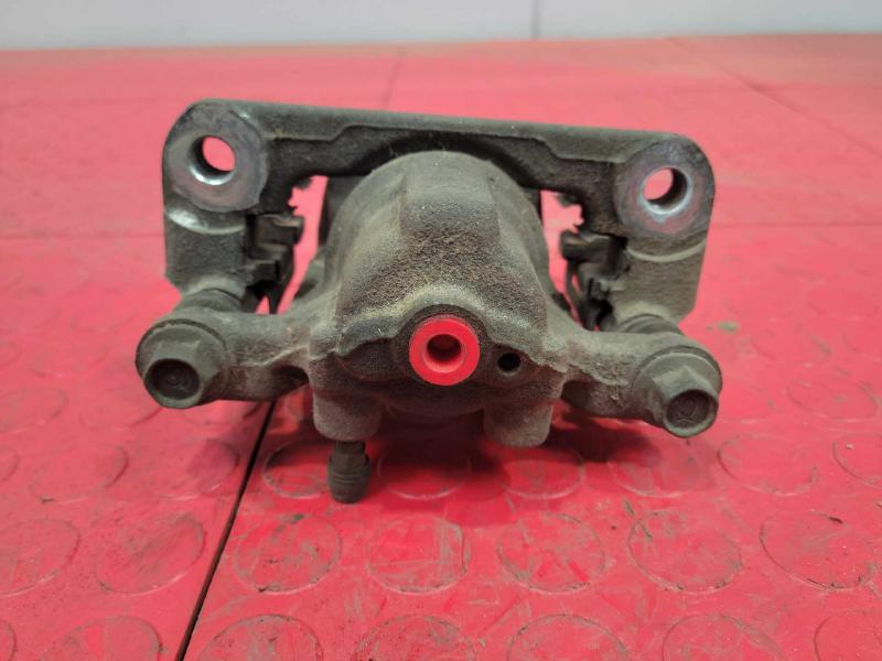2018 Nissan Rogue Sport Caliper