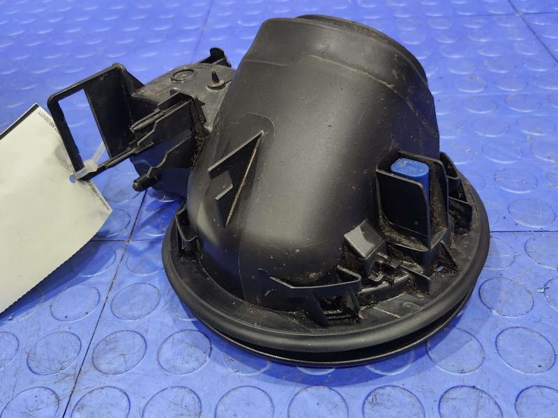 2015 GMC Yukon XL Fuel Tank Door
