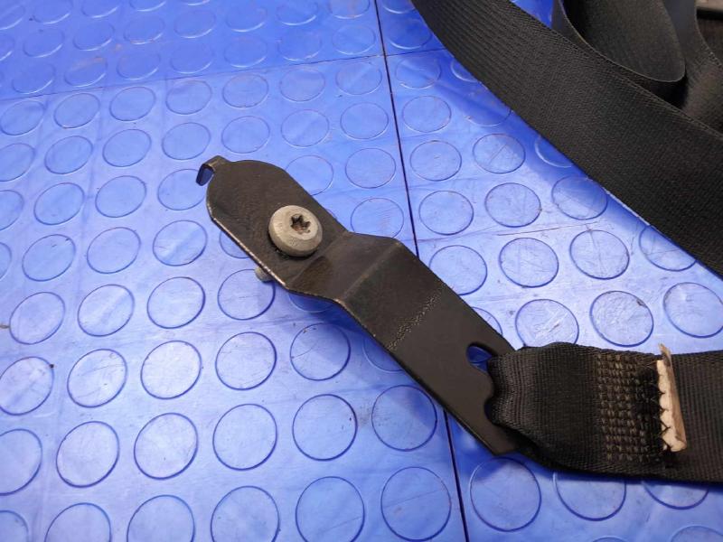 2011 Ford F-250 Super Duty Rear Seat Belt