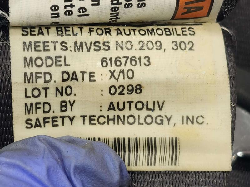 2011 Honda Pilot Rear Seat Belt