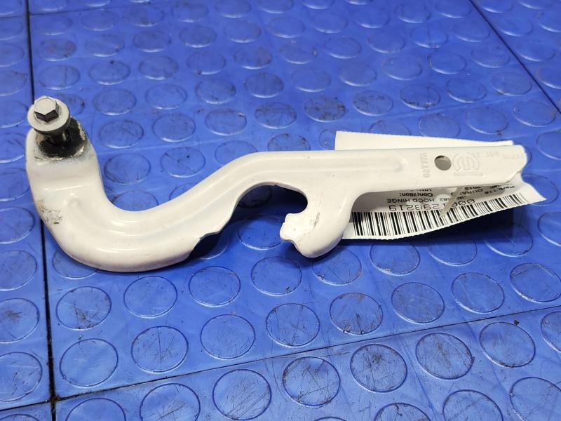 2013 Dodge Durango Hood Hinge