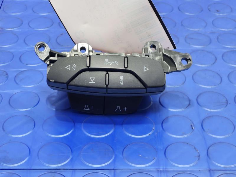 2012 GMC Yukon Combination Switch