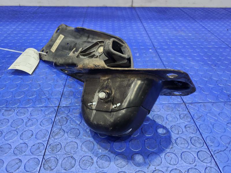 2020 Volkswagen Passat Lower Control Arm Rr