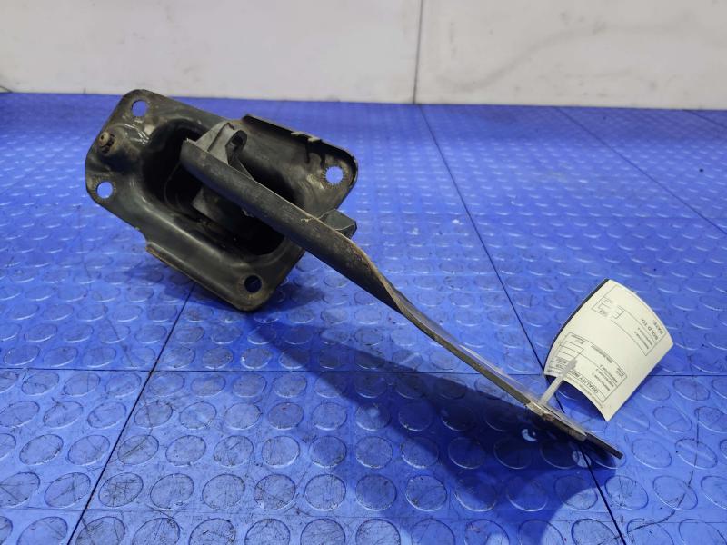 2020 Volkswagen Passat Lower Control Arm Rr