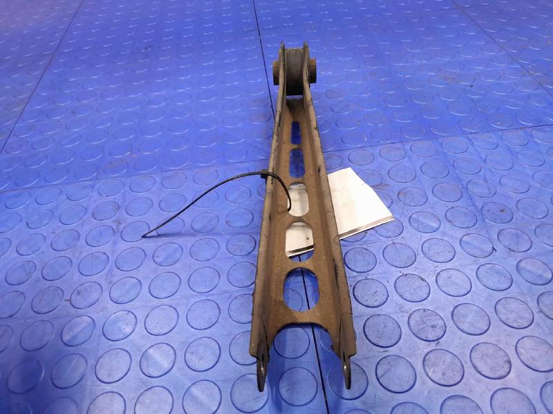 2013 Cadillac ATS Lower Control Arm Rr
