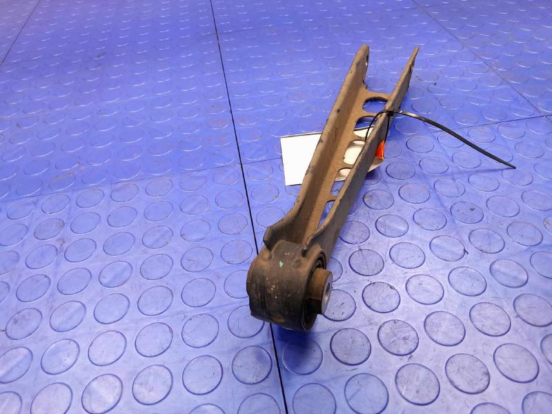2013 Cadillac ATS Lower Control Arm Rr