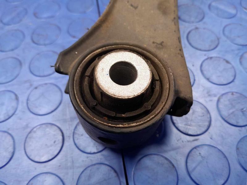 2013 Cadillac ATS Lower Control Arm Rr