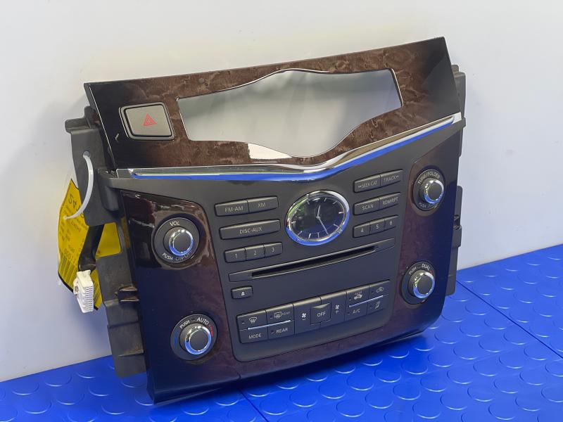 2011 Infiniti QX56 Audio & Visual Equip.(Radio)