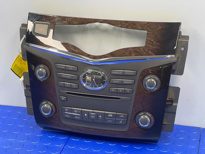 2011 Infiniti QX56 Audio & Visual Equip.(Radio)