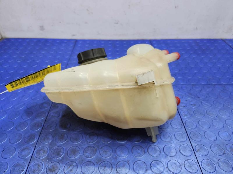2014 Ford Fusion Coolant Recovery Bottle