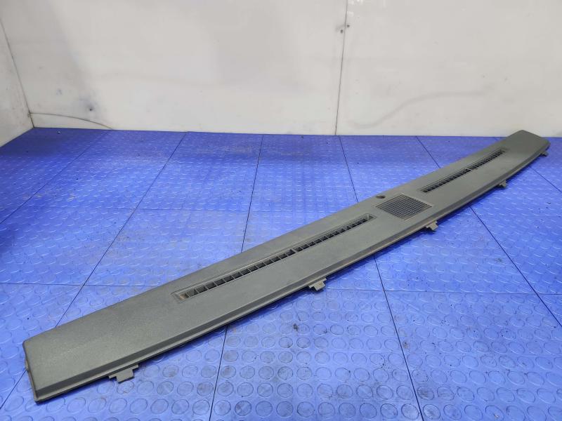 1988-1993 Isuzu NPR Dashboard Defroster Vent Trim Panel OEM Genuine Gray