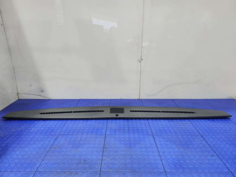 1988-1993 Isuzu NPR Dashboard Defroster Vent Trim Panel OEM Genuine Gray