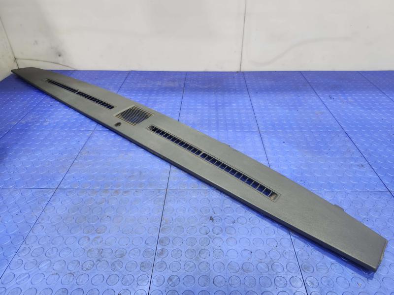 1988-1993 Isuzu NPR Dashboard Defroster Vent Trim Panel OEM Genuine Gray
