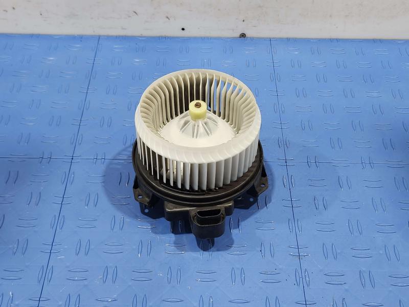 2017 Toyota Corolla Blower Motor