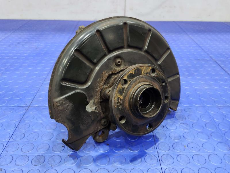 2018 Volkswagen Passat Spindle Knuckle Front