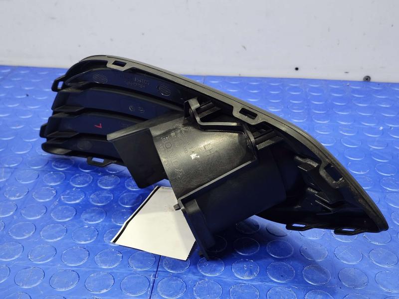 2019 Honda HR-V Grille