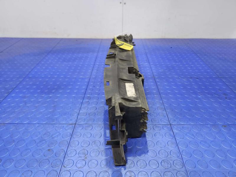 2015-2017 Chrysler 200 Front Radiator Shutter Assembly Genuine OEM 68200289AC