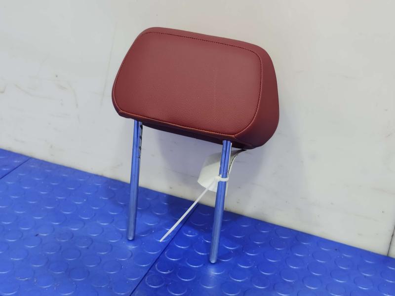 2018 Alfa Romeo Giulia Headrest