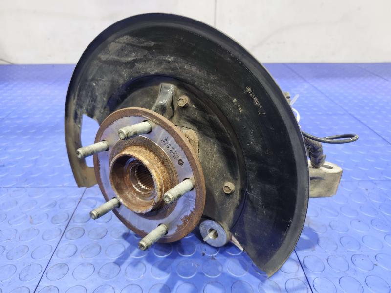 2017 Dodge Grand Caravan Spindle Knuckle Front
