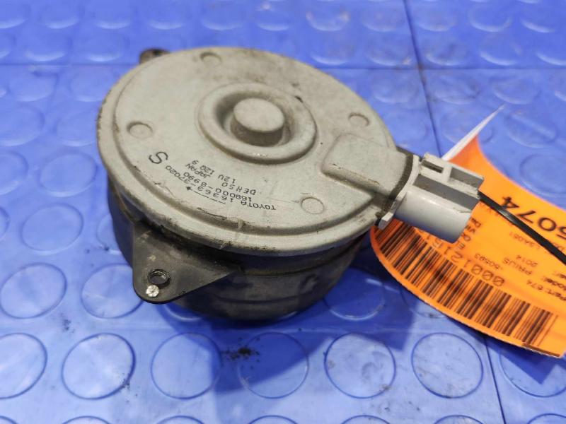2010-2015 Toyota Prius Cooling Fan Motor Left Driver Side OEM 1636337020