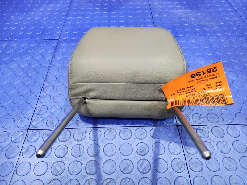 2006 Ford Mustang Headrest