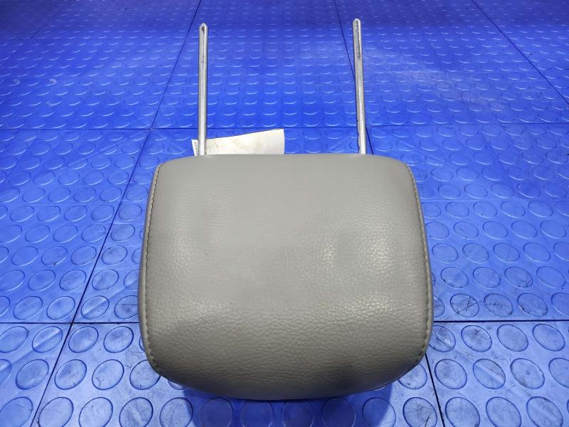 2006 Ford Mustang Headrest