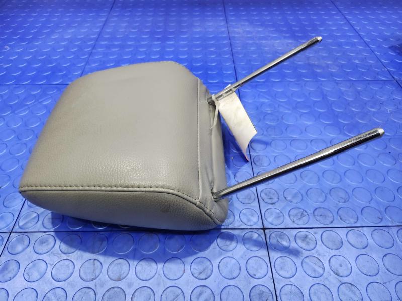 2006 Ford Mustang Headrest
