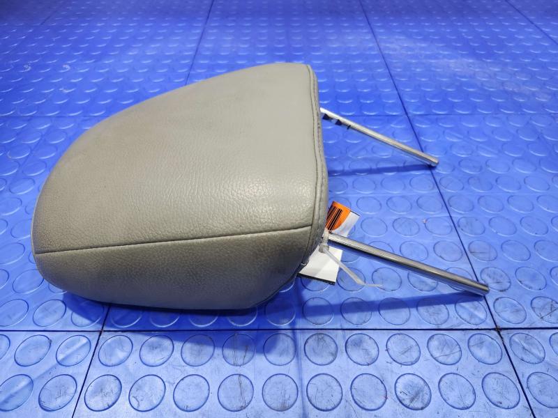 2006 Ford Mustang Headrest