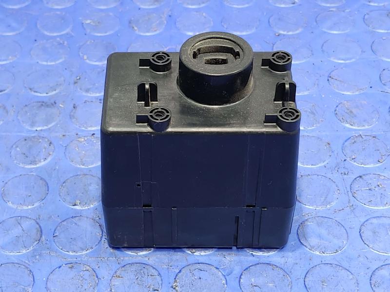 2010 Dodge Challenger Ignition Switch(W/O Cyl& Key)