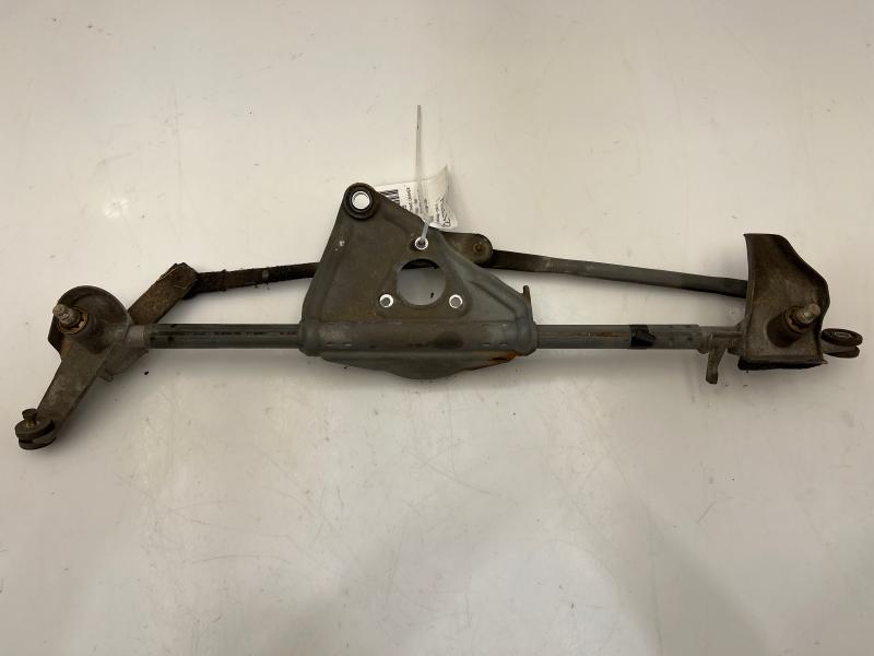 2001 - 2005 Toyota Rav4 Windshield Wiper Linkage OEM 8515042090