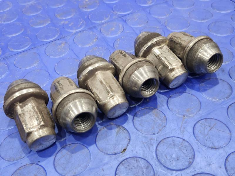 2013 Ford F-150 Lug Nuts
