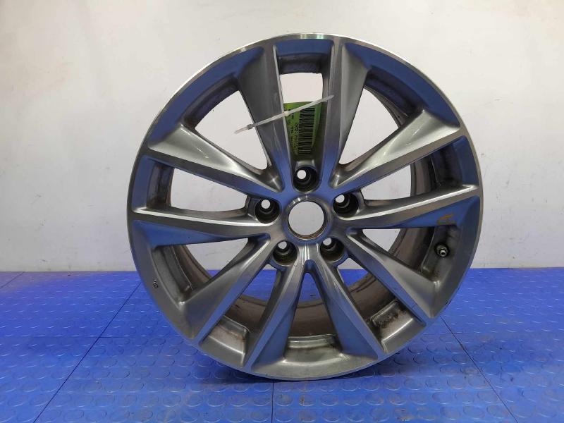2015 Infiniti Q50 Wheel