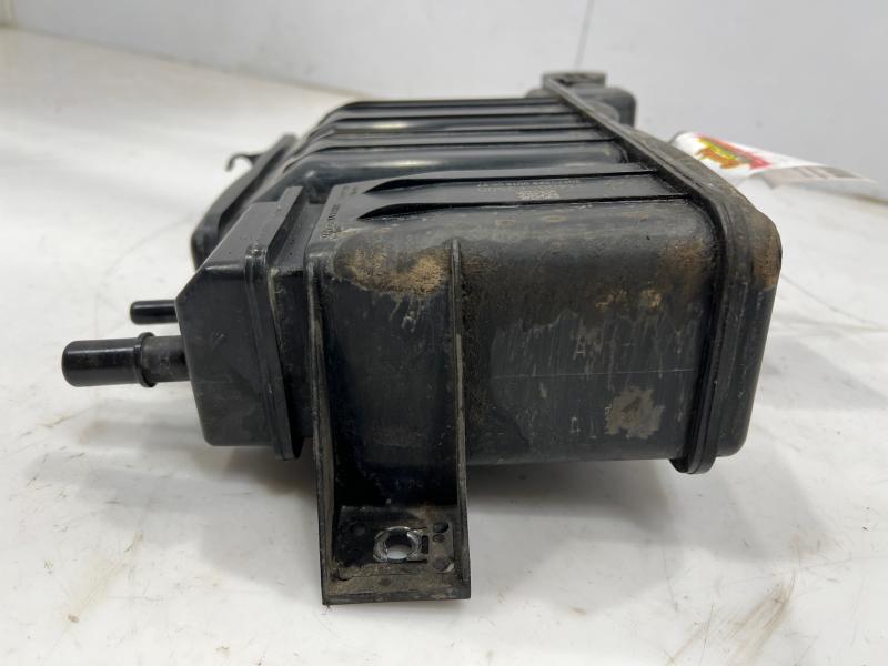 2017 - 2020 Hyundai Elantra 2.0L Sedan Fuel Vapor Charcoal Canister OEM  31420F3500