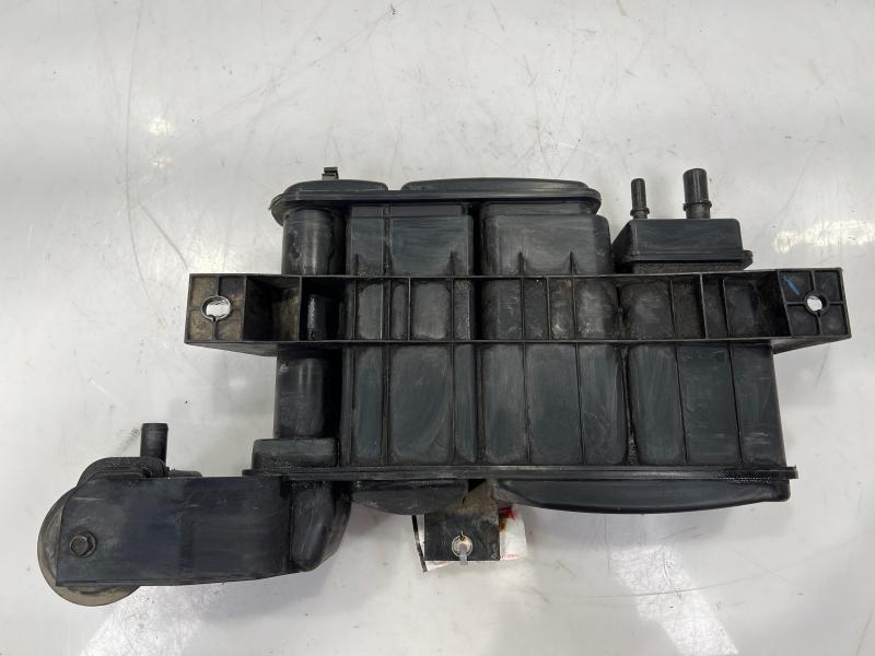 2017 - 2020 Hyundai Elantra 2.0L Sedan Fuel Vapor Charcoal Canister OEM  31420F3500
