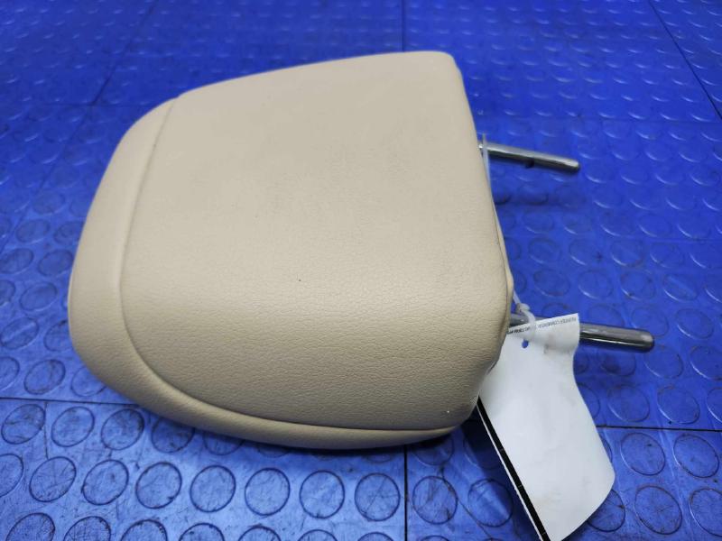 2015 Toyota Avalon Headrest