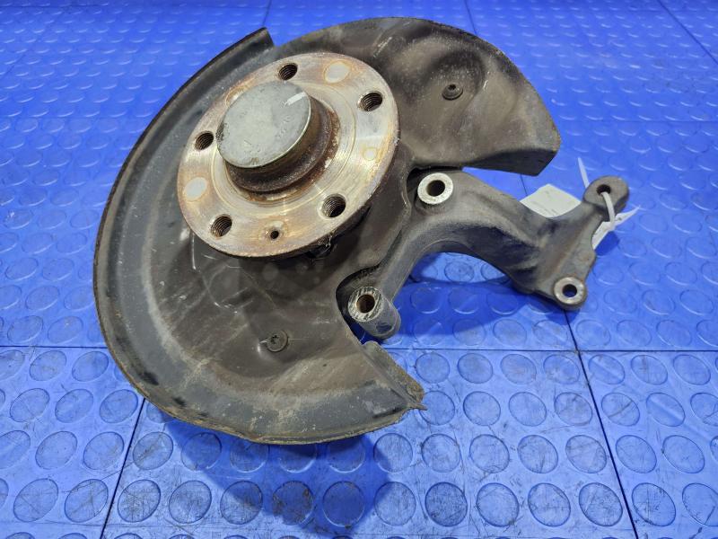 2020 Volkswagen Passat Rear Knuckle/Stub Axle