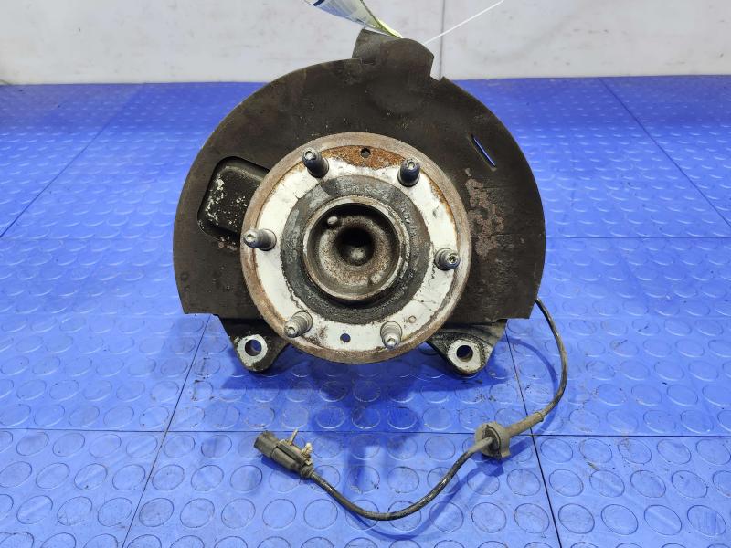 2015 GMC Yukon XL Spindle Knuckle Front