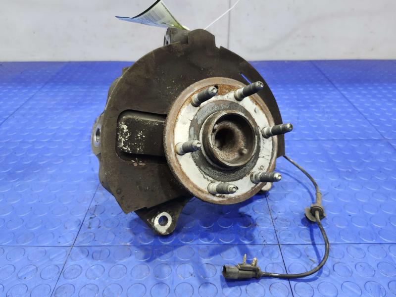 2015 GMC Yukon XL Spindle Knuckle Front