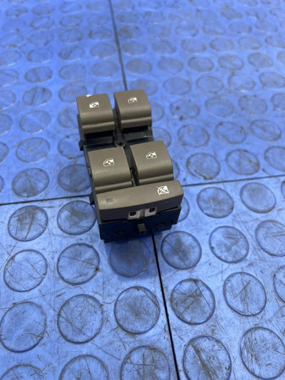 2018 Chevrolet Cruze Door Switch Front