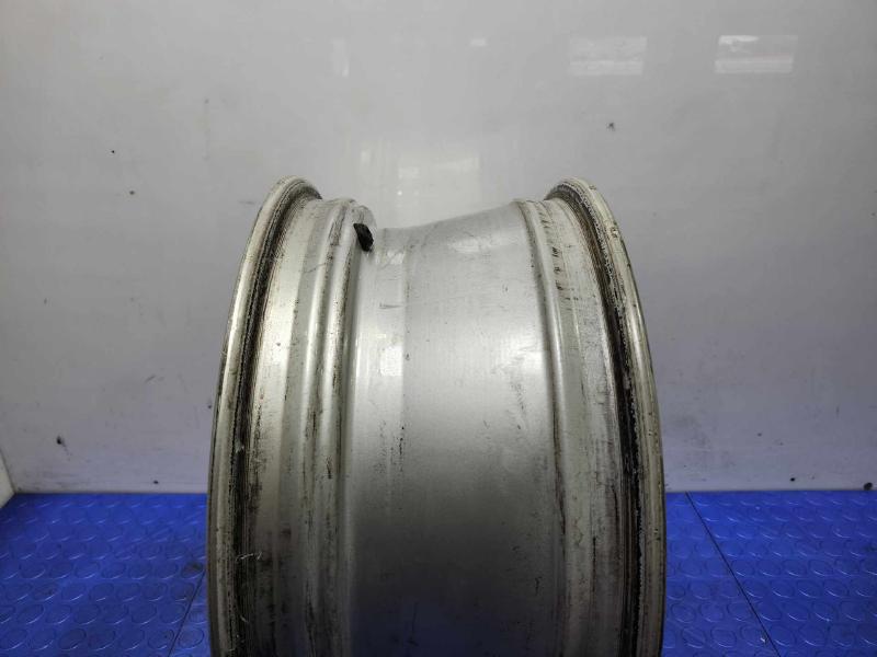 2003 BMW Z4 Wheel